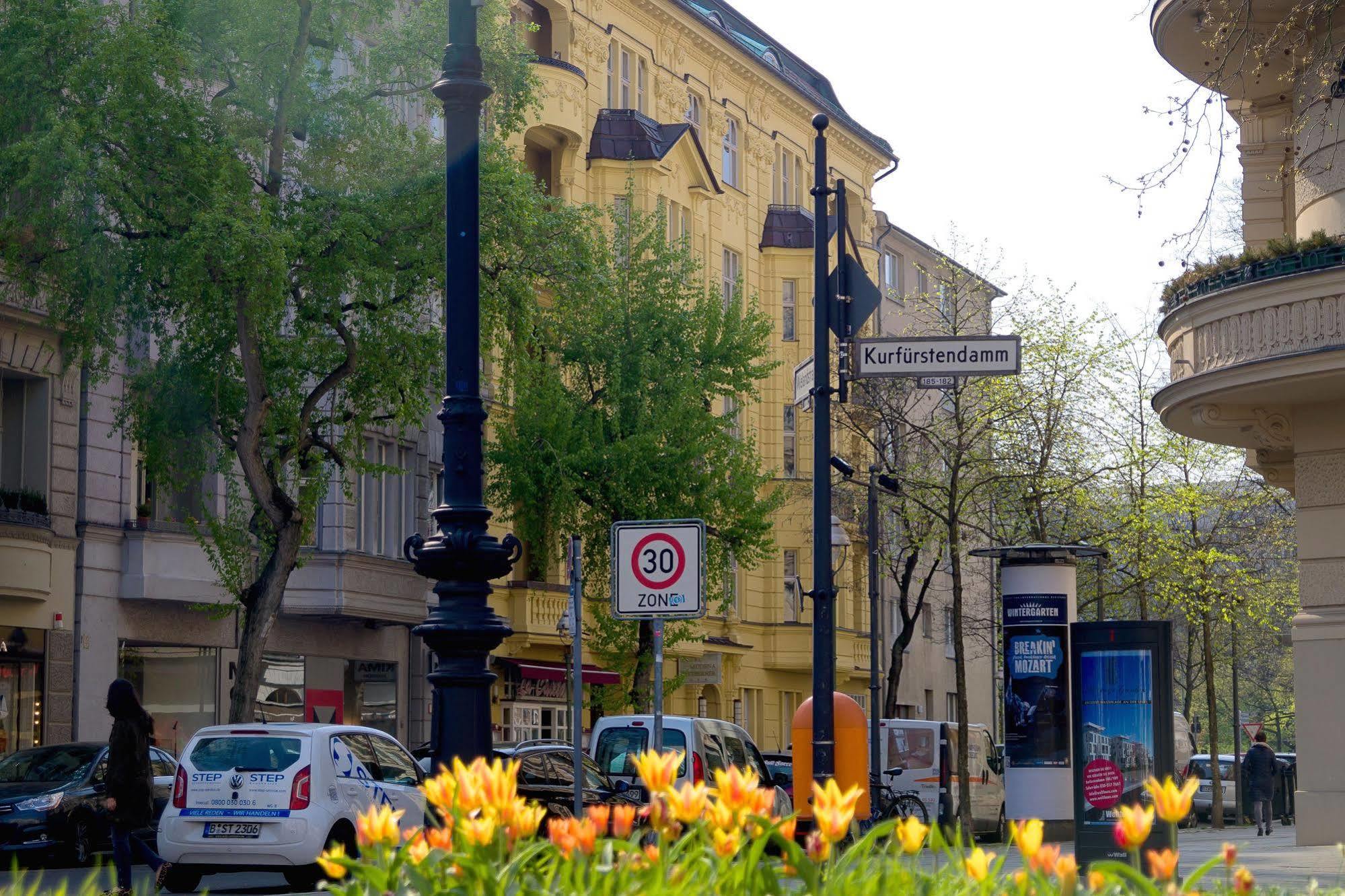 Midi Inn City West am Ku'damm Berlin Bagian luar foto